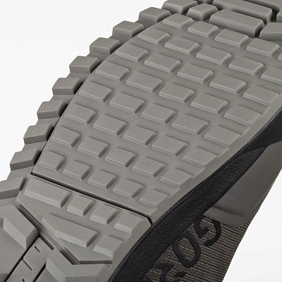 Превью  Велоботинки туристические FIZIK Terra Ergolace Flat GTX Anthracite/Black